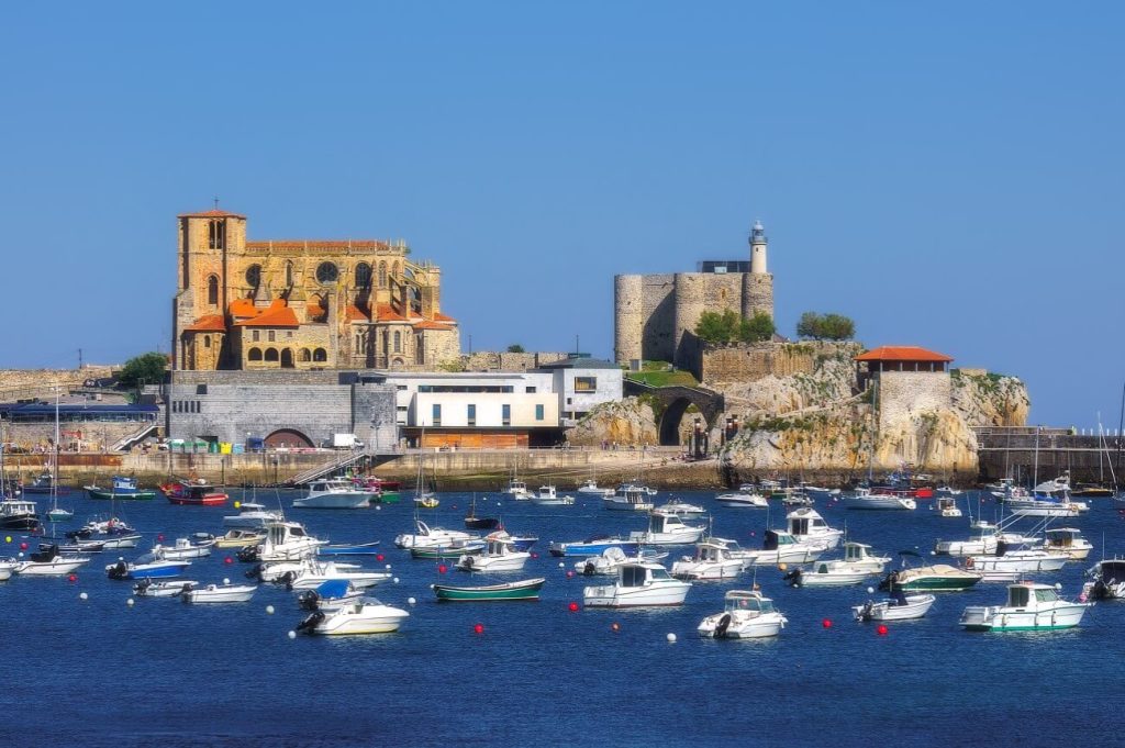 Castro-Urdiales en verano